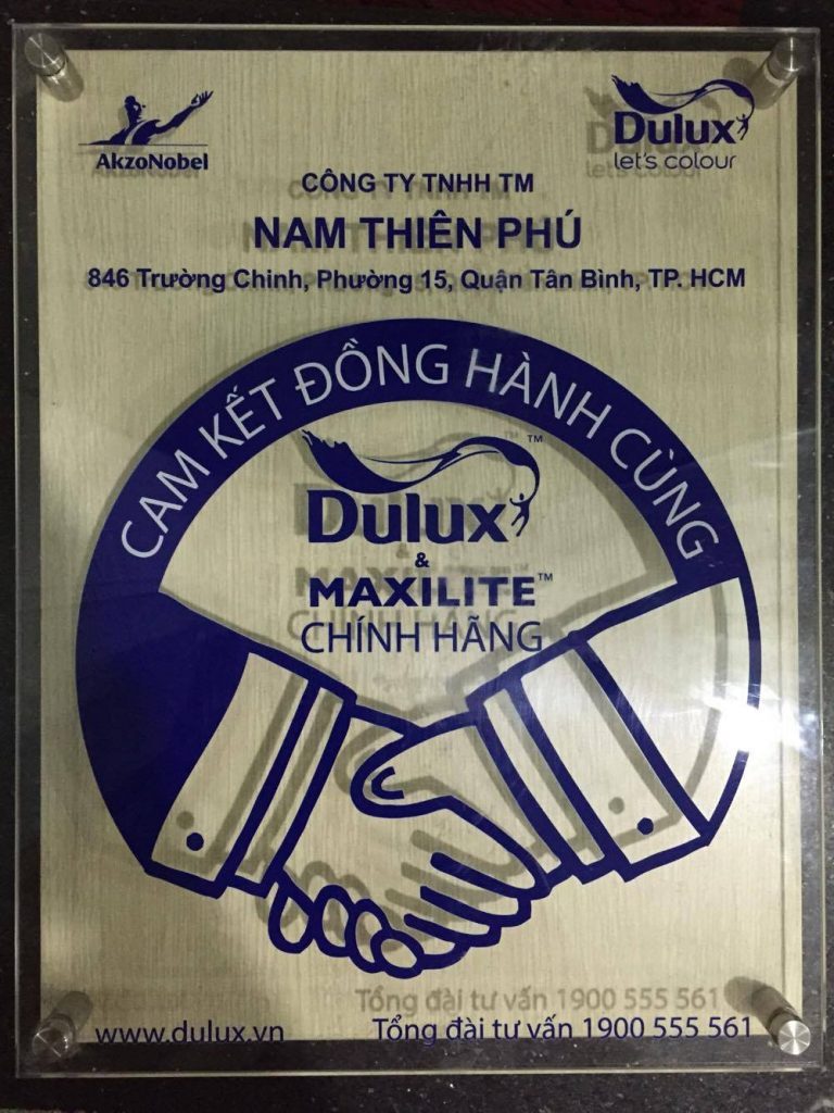 cam-ket-dong-hanh-cung-dulux-maxilite-chinh-hang-cua-hang-nam-thien-phu-768x1024.jpg